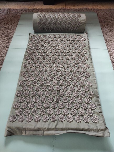 Lotus Acupressure Yoga Mat photo review