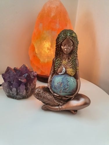 Millennial Gaia Statue Mother Earth Goddess Statue photo review