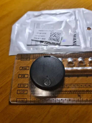 Small & Portable Round Bluetooth Anti-lost Device photo review