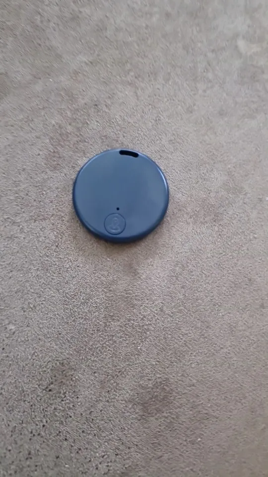 Small & Portable Round Bluetooth Anti-lost Device photo review