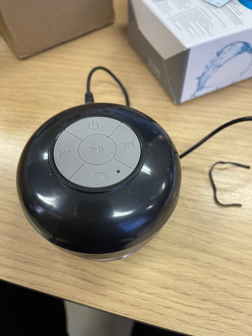Mini Wireless Bluetooth Shower Speaker photo review