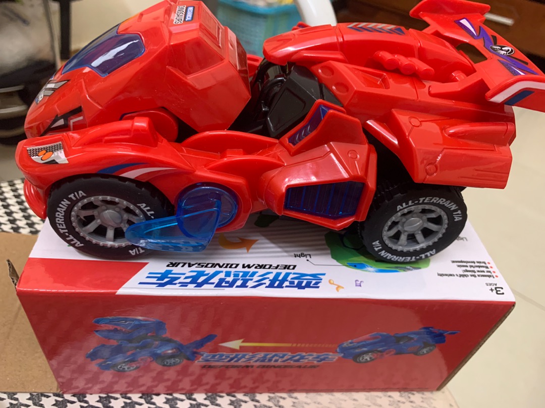 3D Transforming Dinosaur Toy LED Car photo review