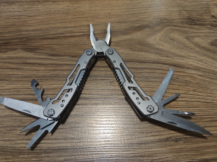 Multitool Tactical Repair Folding Screwdriver photo review