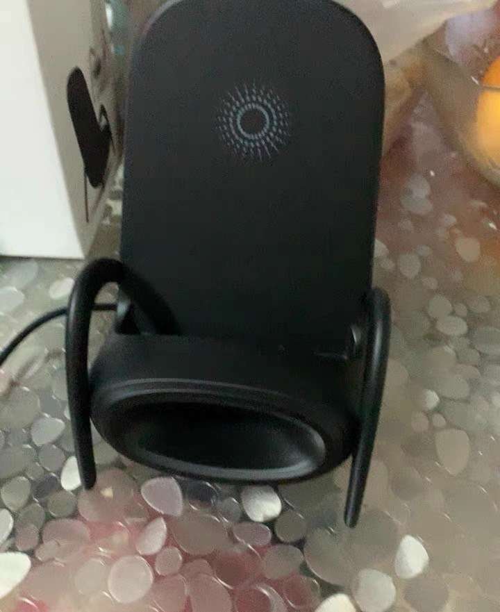 Portable Mini Chair Wireless Charger photo review