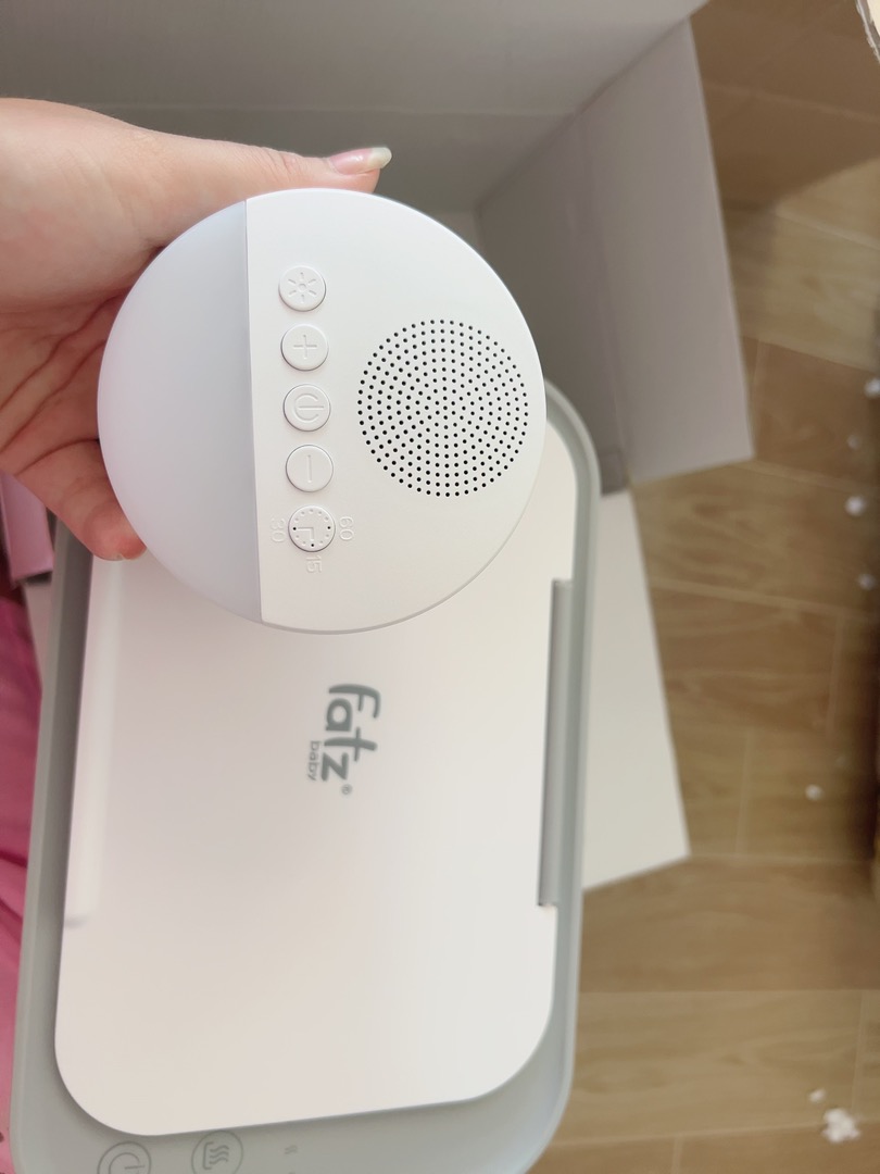 White Noise Maker Helps Baby Sleep Easily photo review