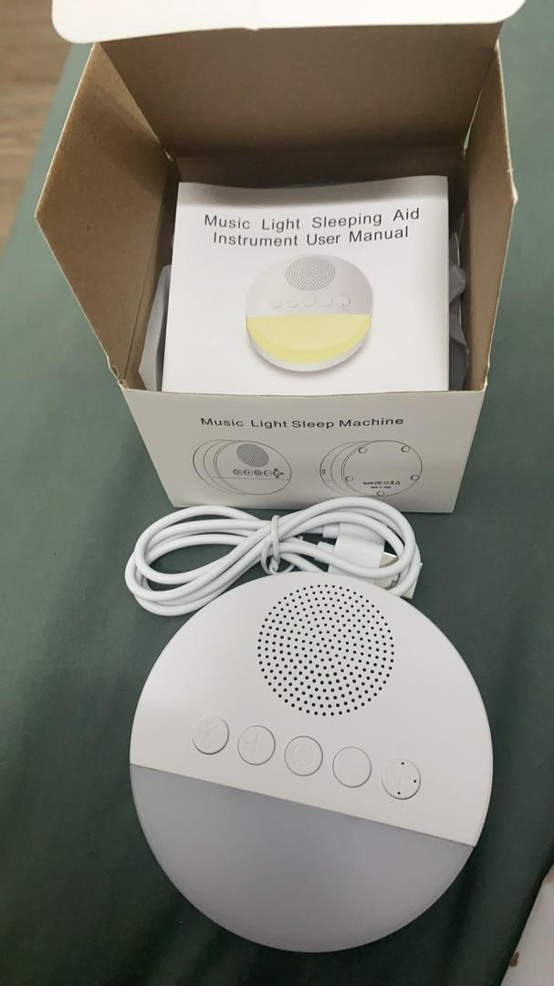 White Noise Maker Helps Baby Sleep Easily photo review