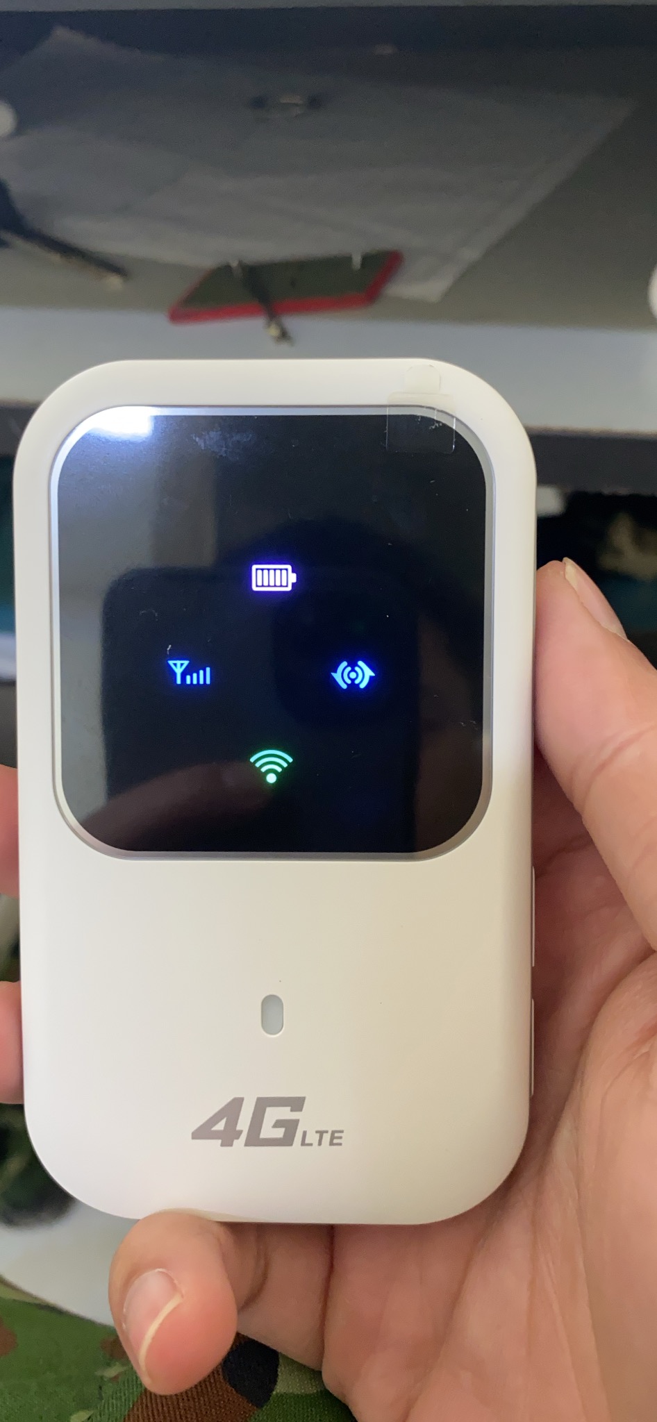 Portable 4G Lte Wifi Router Mobile Hotspot photo review