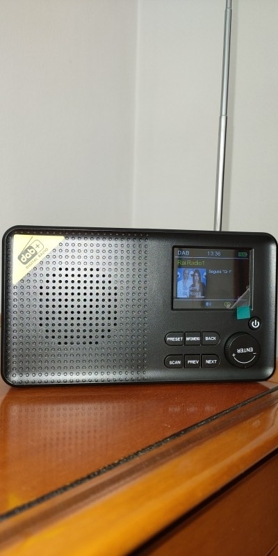 Portable Bluetooth Digital Radio photo review