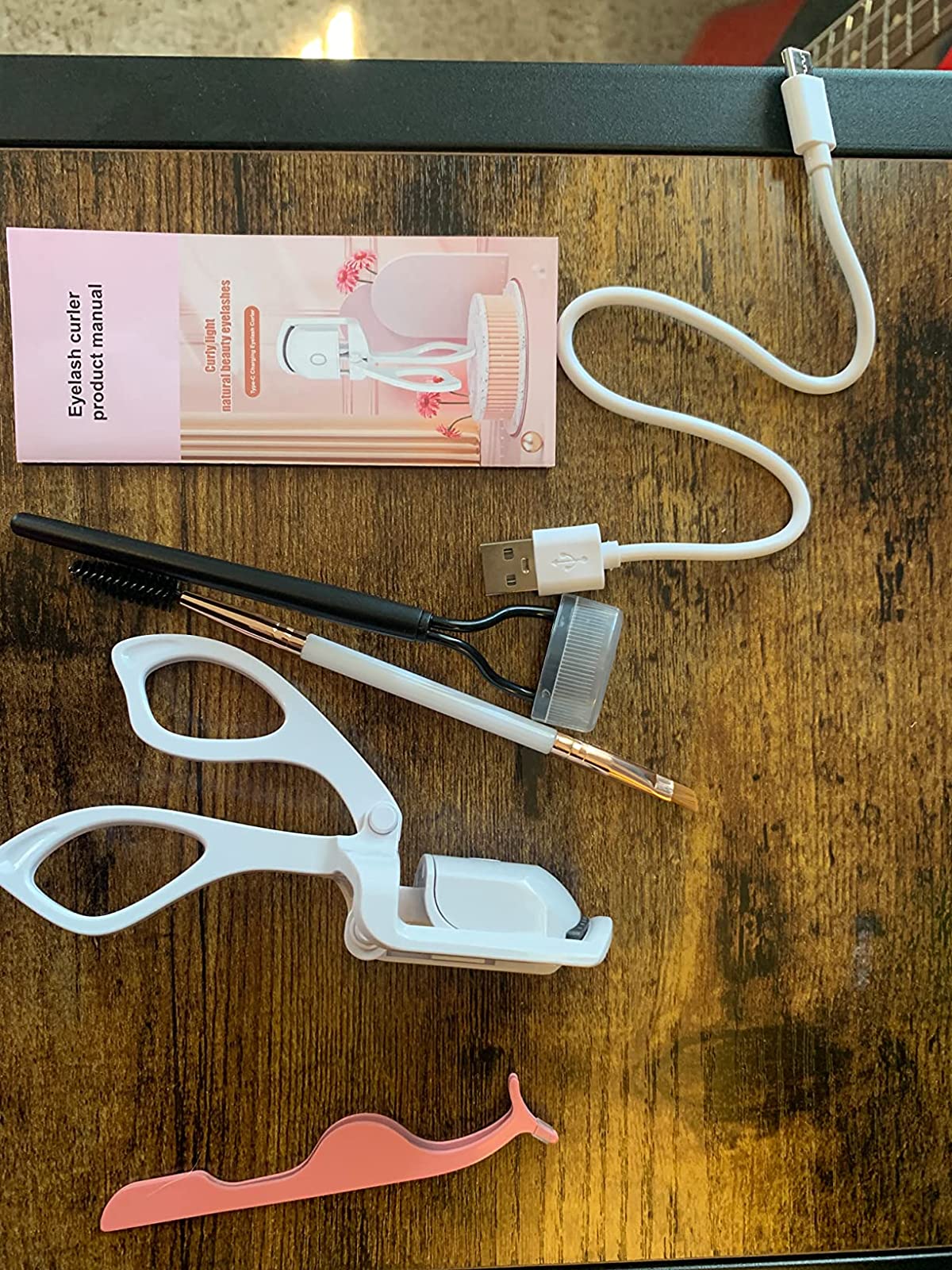Convenient portable thermal eyelash curler photo review