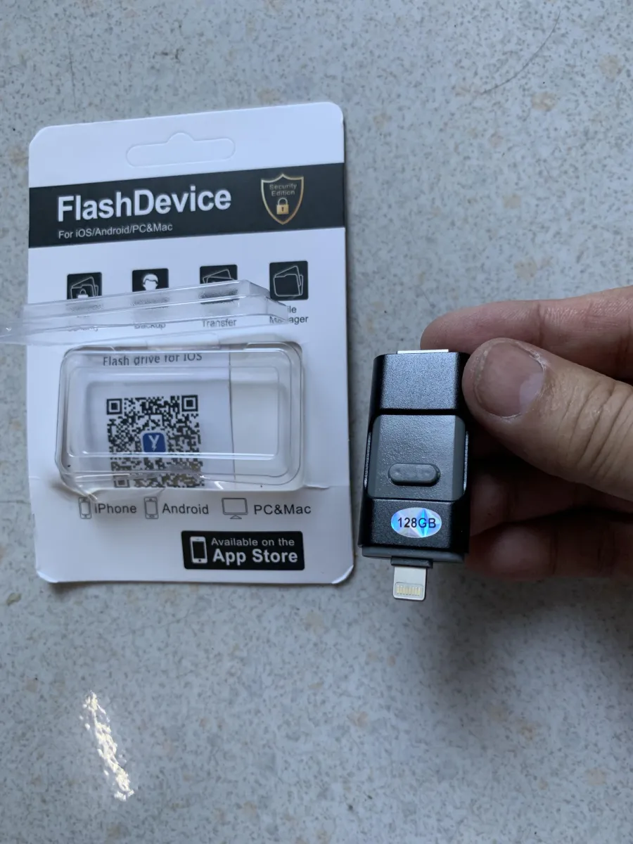 Portable Usb Flash Drive For Iphone, Ipad & Android photo review