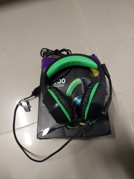 Head-mounted USB flash gaming headset photo review