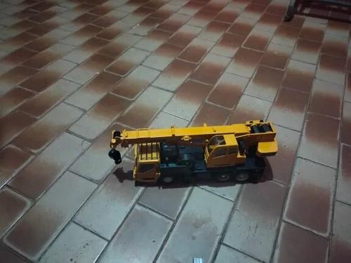 Remote Control Alloy Crane Toy For Kids photo review