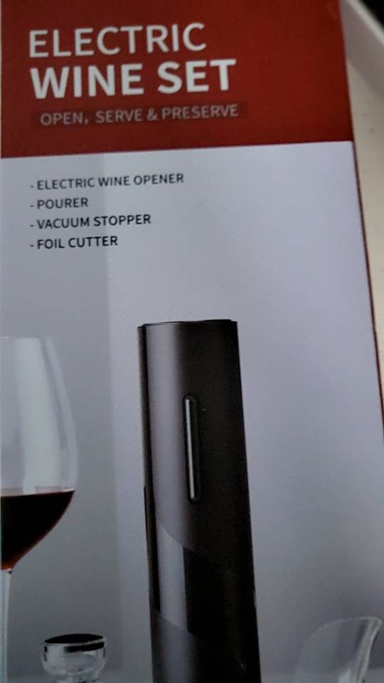 Rechargeable Electric Wine Bottle Opener Set photo review