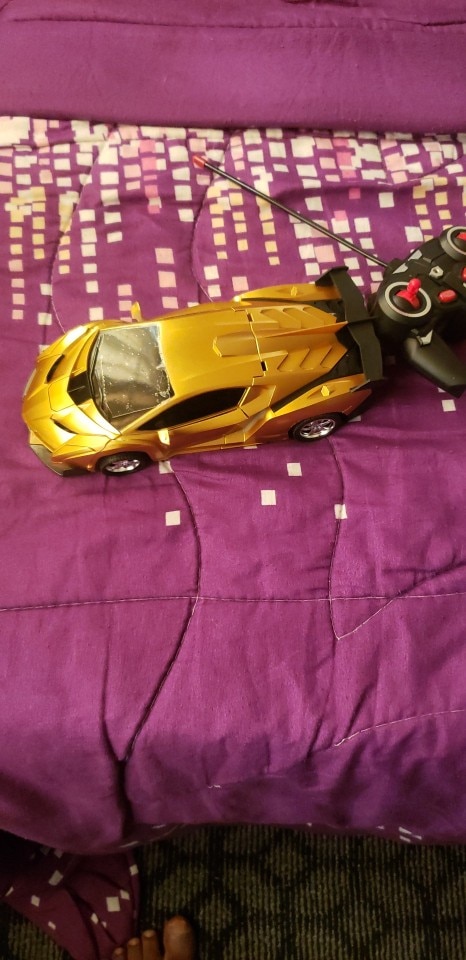 Remote Control Transforming Robot Car photo review