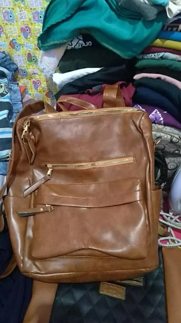 Vintage Large Capacity Soft Leather Backpack photo review