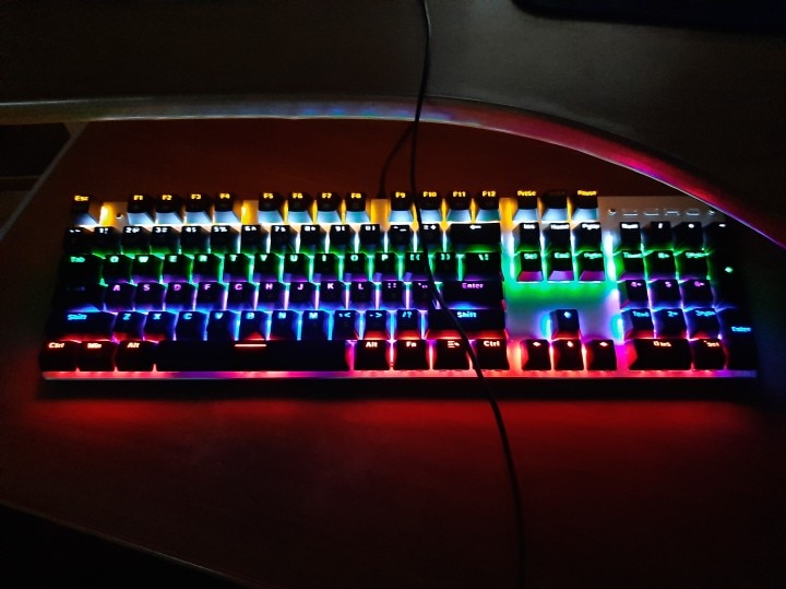 RGB Gaming Keyboard | Mechanical Hypez photo review