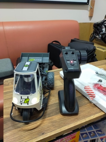 Three Wheel Spray Remote Control Car Drift Remote Control Children's Toy photo review