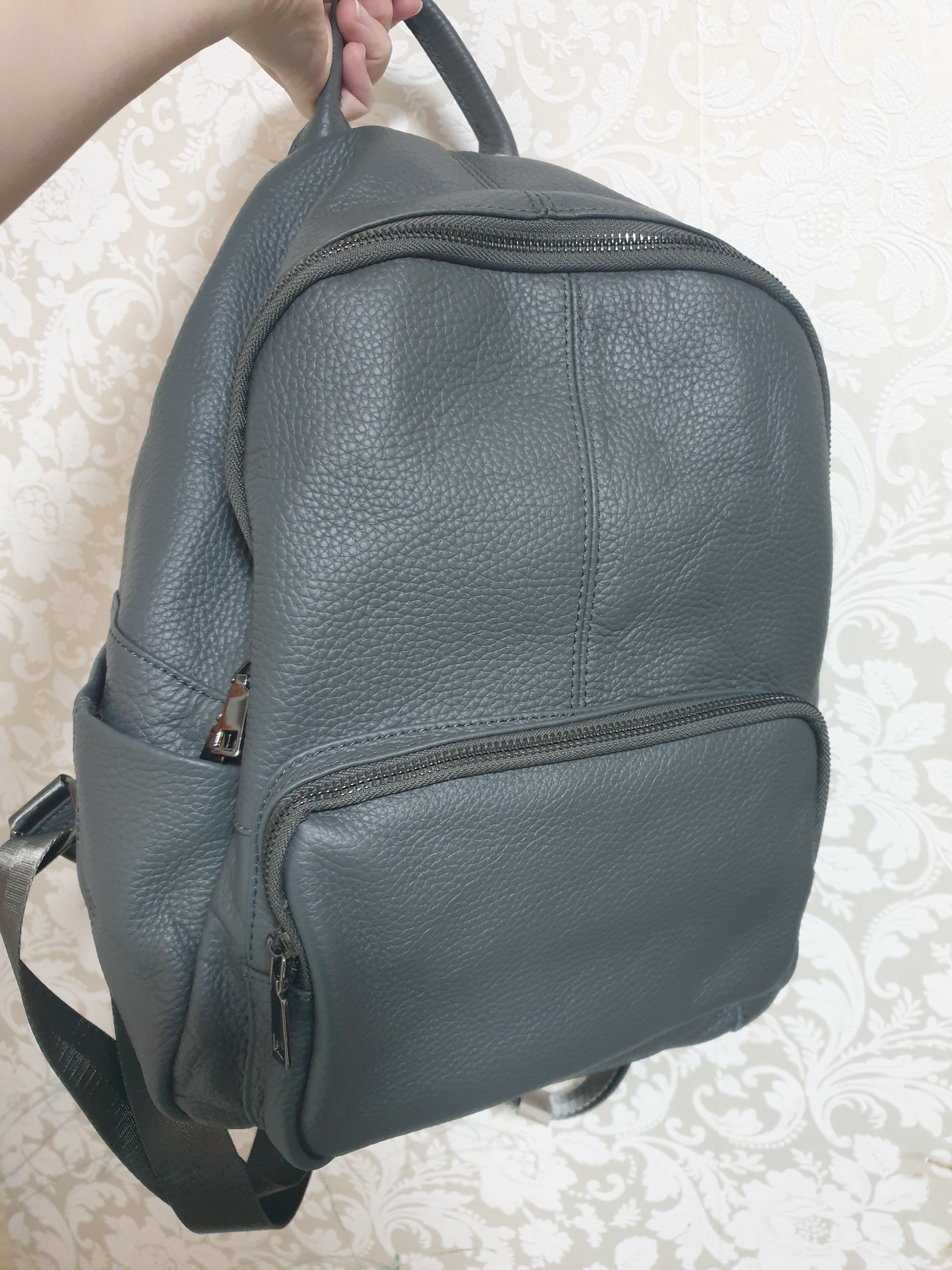 Genuine Leather Backpack: Versatile, Durable, and Stylish photo review