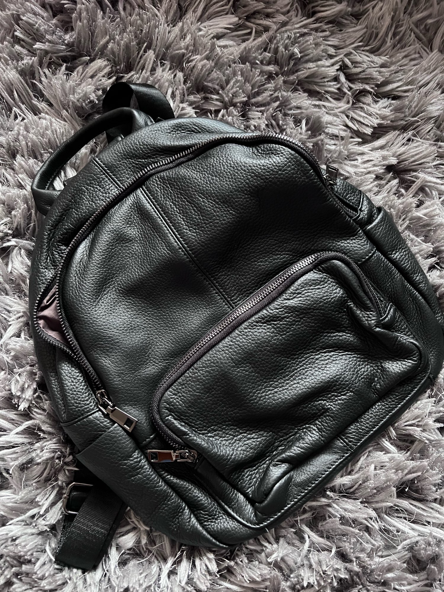 Genuine Leather Backpack: Versatile, Durable, and Stylish photo review