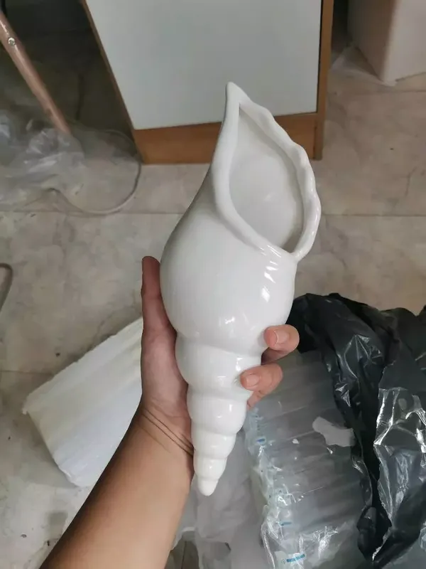 Modern Three-Dimensional Conch Shell Wall Vase For Home Bar Decoration photo review