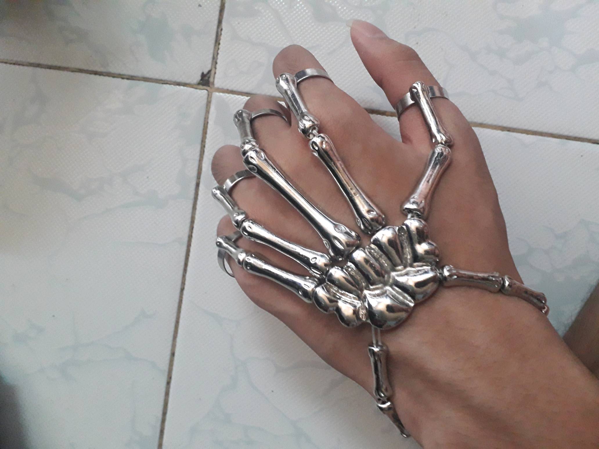 Skeleton Hand Bracelet photo review