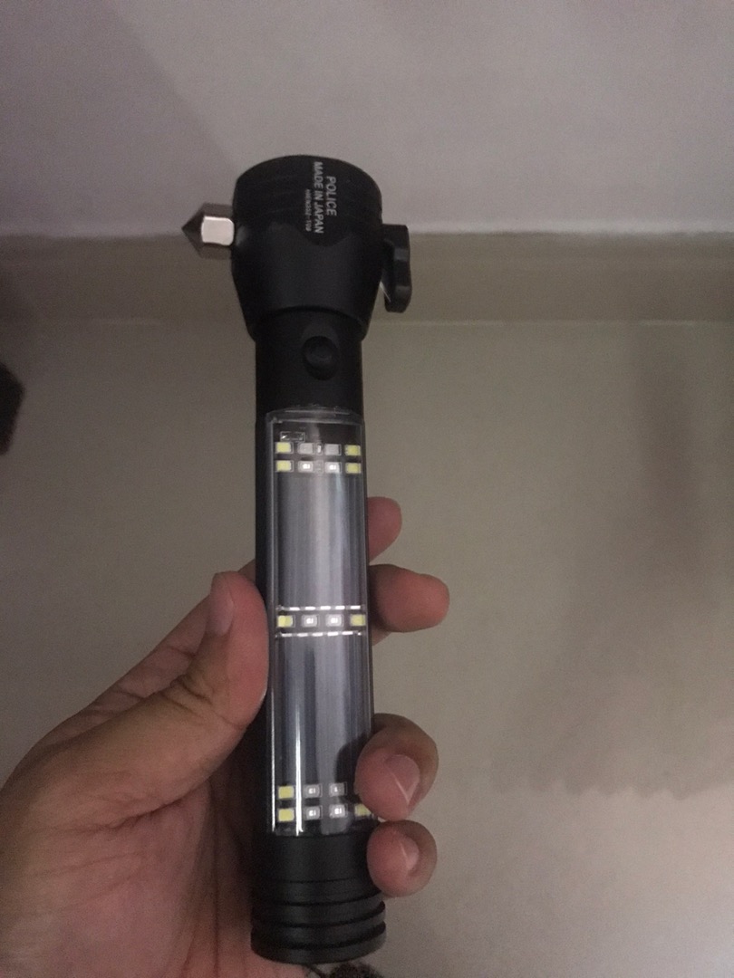 Solar Powered Survival Flashlight photo review