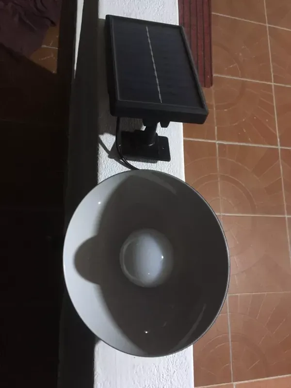 Solar-Powered Shed Light With Motion Sensor photo review