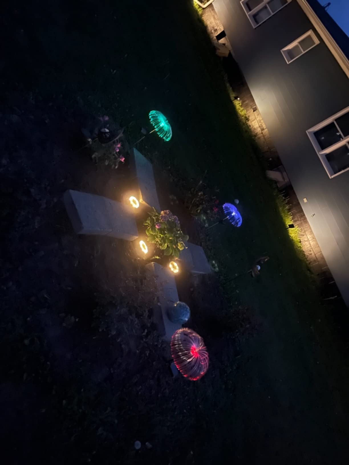 Sparkly Outdoor Lights - Solar Fiber Optic Jellyfish Garden Lamp photo review