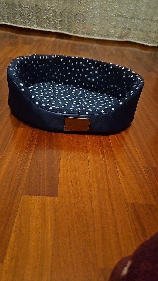 Cozy Pet Bed for Dogs and Cats photo review