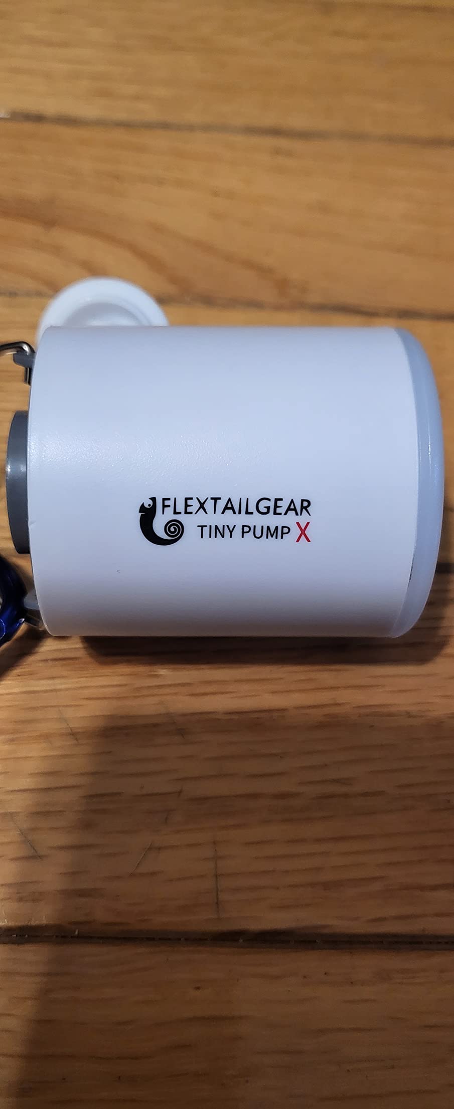 Ultra Small Portable Air Pump With USB Rechargeable Battery photo review