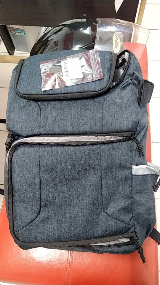 Waterproof Waxed Canvas Camera Backpack Fit 15.6 Inches Laptop photo review