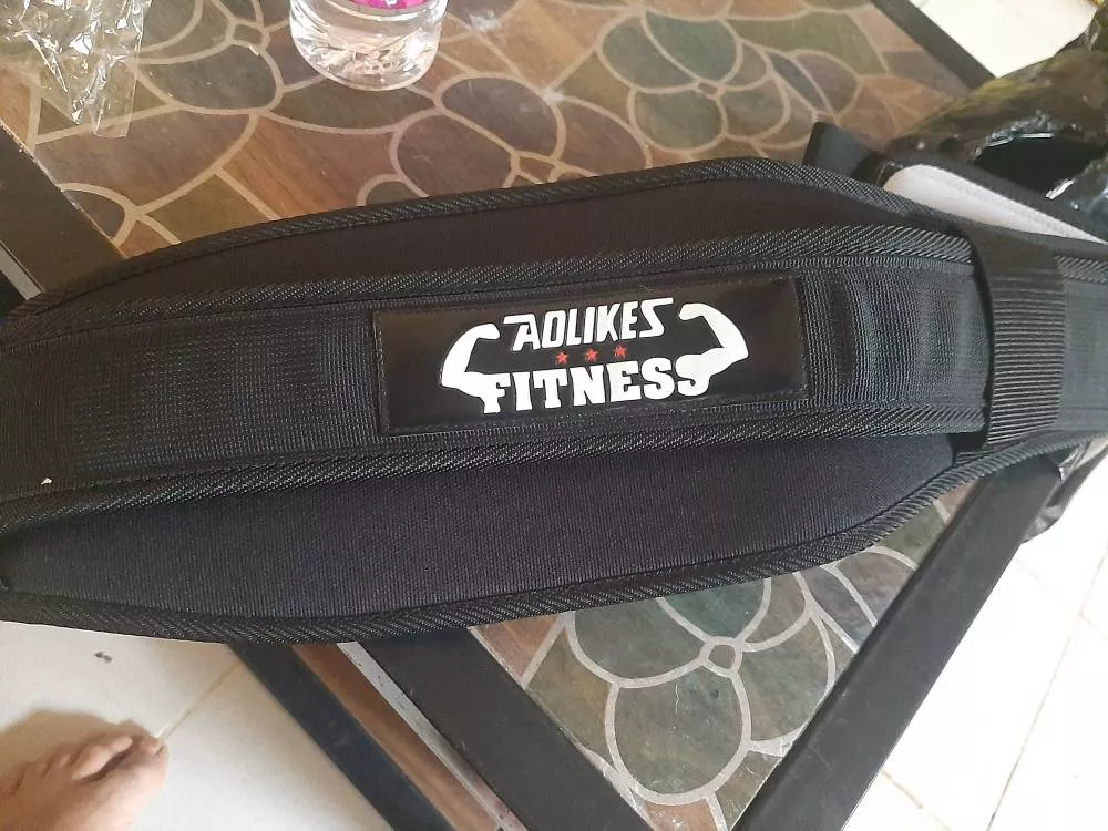 Convenient Weightlifting Belt For Bodybuilding photo review