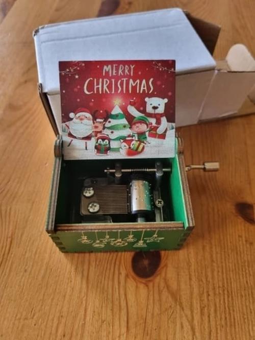 Hand Cranked Wooden Christmas Music Box photo review